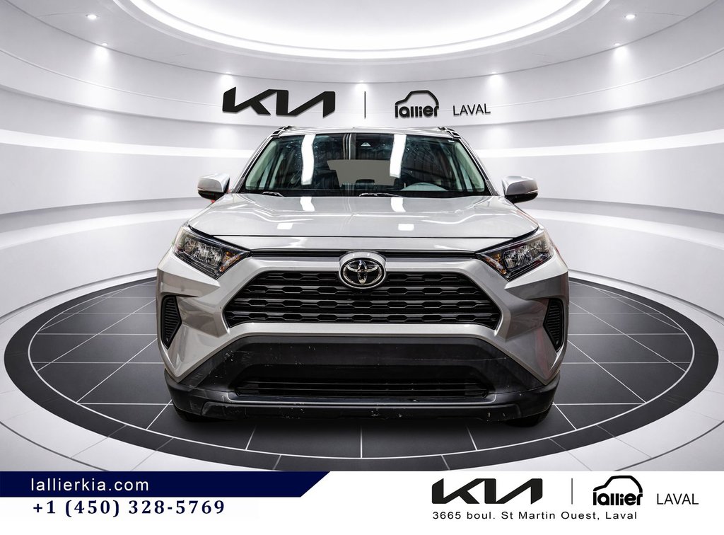 Toyota RAV4 LE 2021 à Montréal, Québec - 3 - w1024h768px
