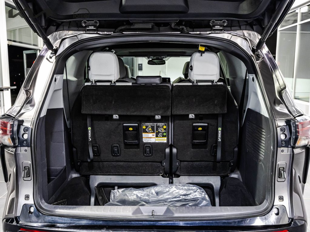 Toyota Sienna XSE 2022 à , Québec - 27 - w1024h768px