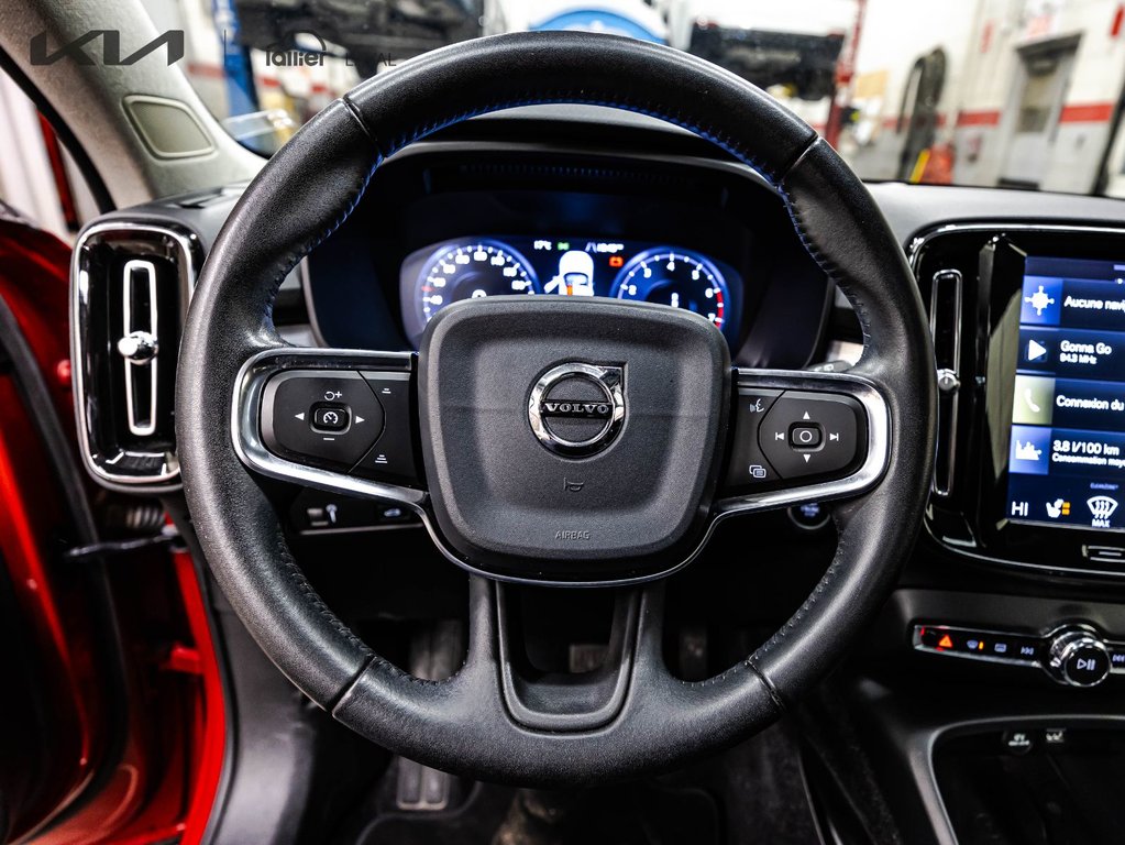 Volvo XC40 Momentum 2020 à Montréal, Québec - 17 - w1024h768px