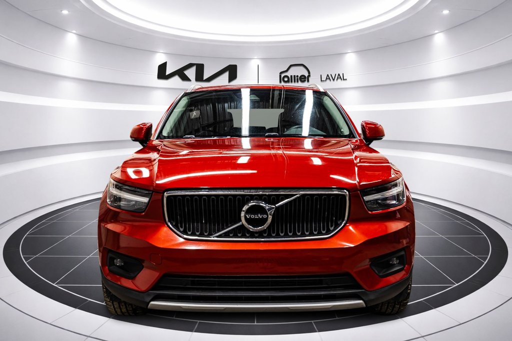 Volvo XC40 Momentum 2020 à Montréal, Québec - 3 - w1024h768px