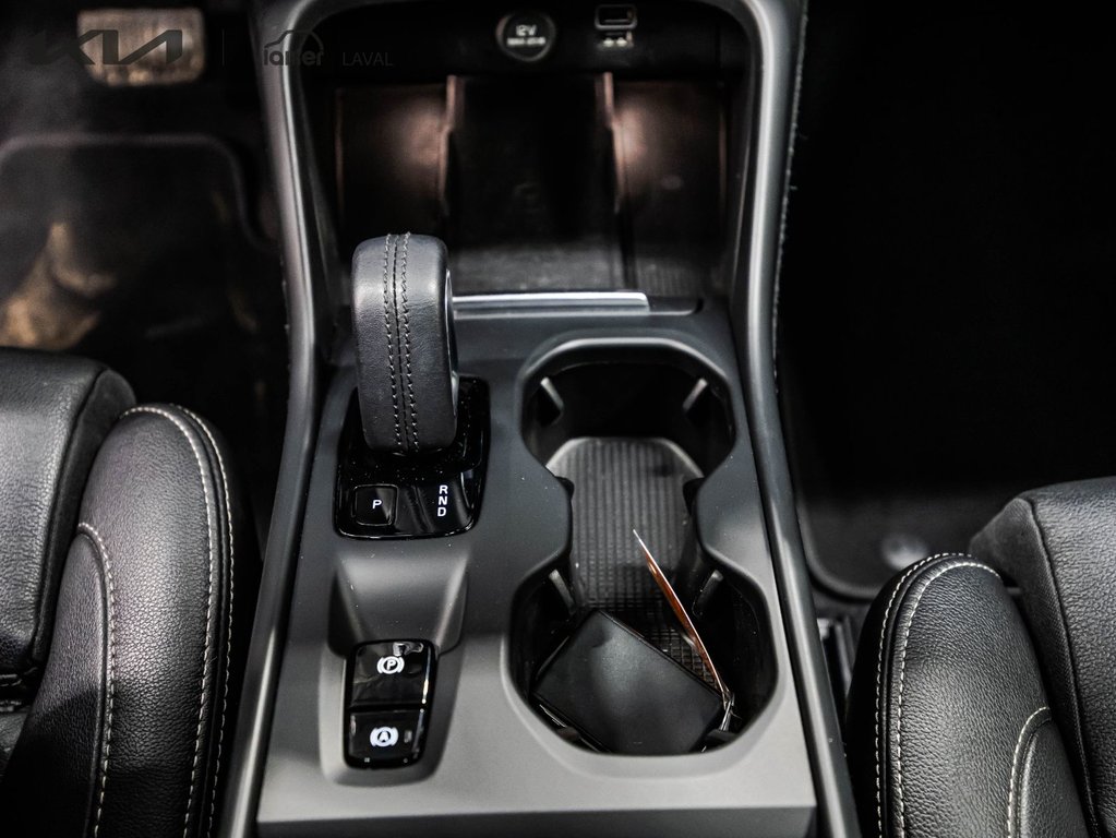 Volvo XC40 Momentum 2020 à Montréal, Québec - 22 - w1024h768px