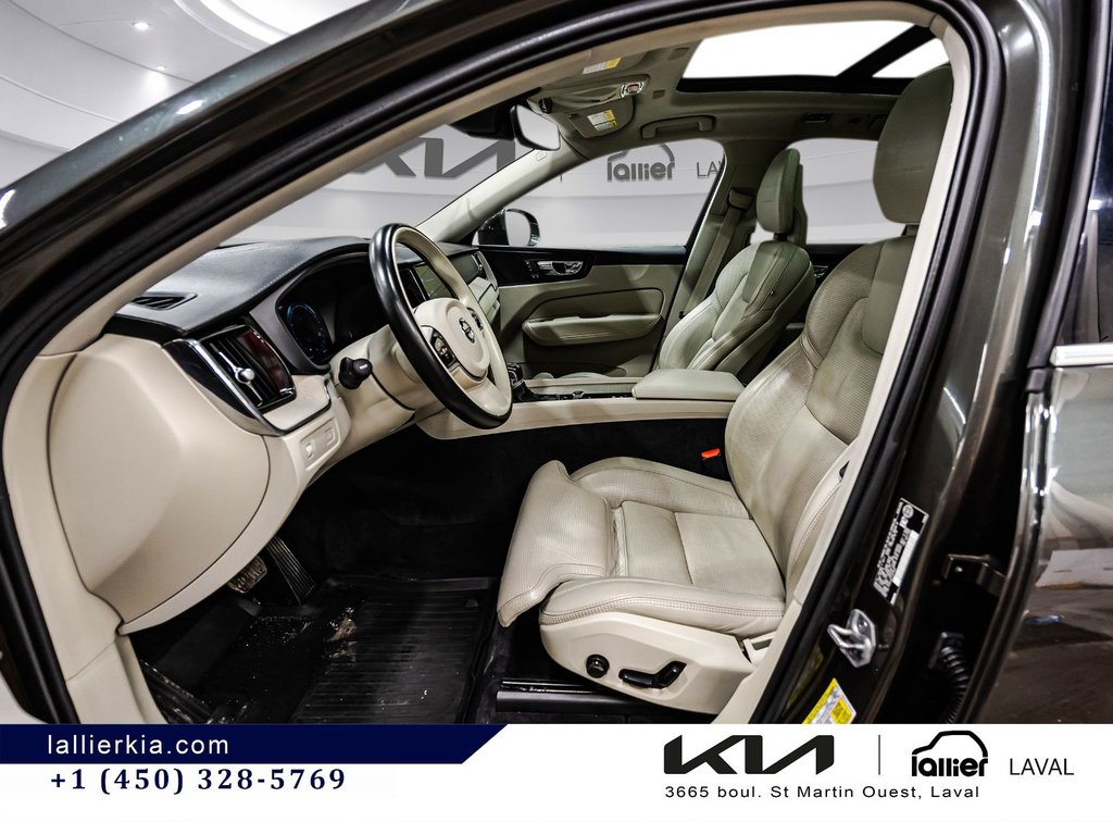 Volvo XC60 Inscription 2018 à Montréal, Québec - 18 - w1024h768px
