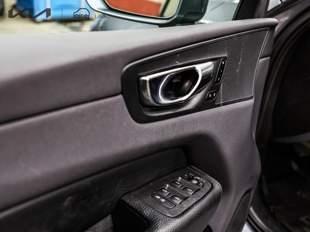 Volvo XC60 Momentum 2021 à Montréal, Québec - 11 - w1024h768px