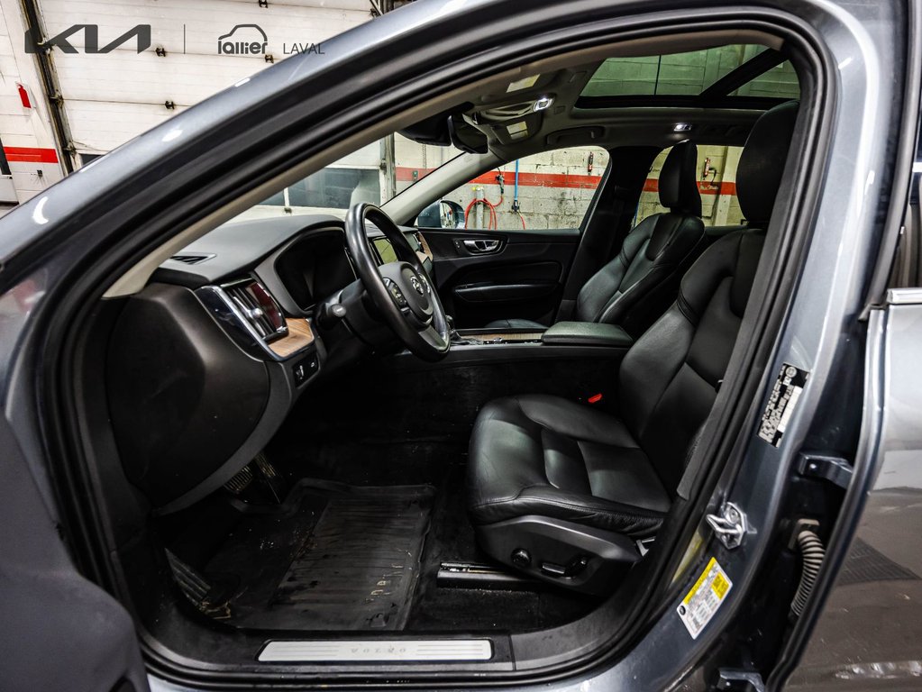 Volvo XC60 Momentum 2021 à Montréal, Québec - 20 - w1024h768px