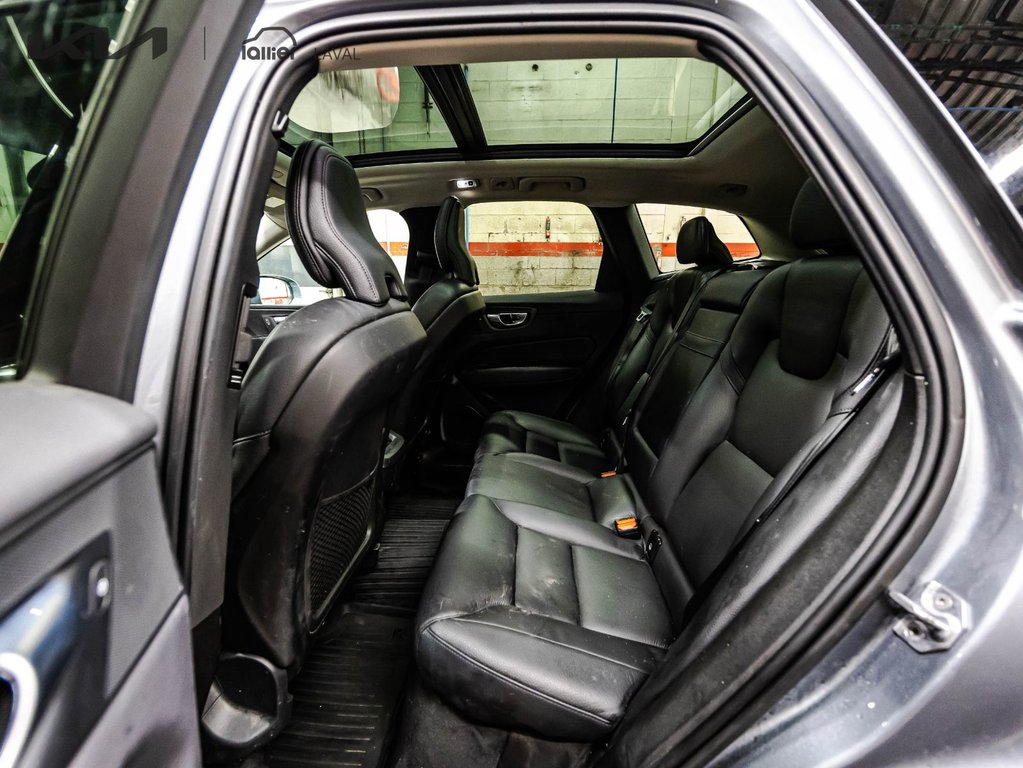 Volvo XC60 Momentum 2021 à Montréal, Québec - 13 - w1024h768px