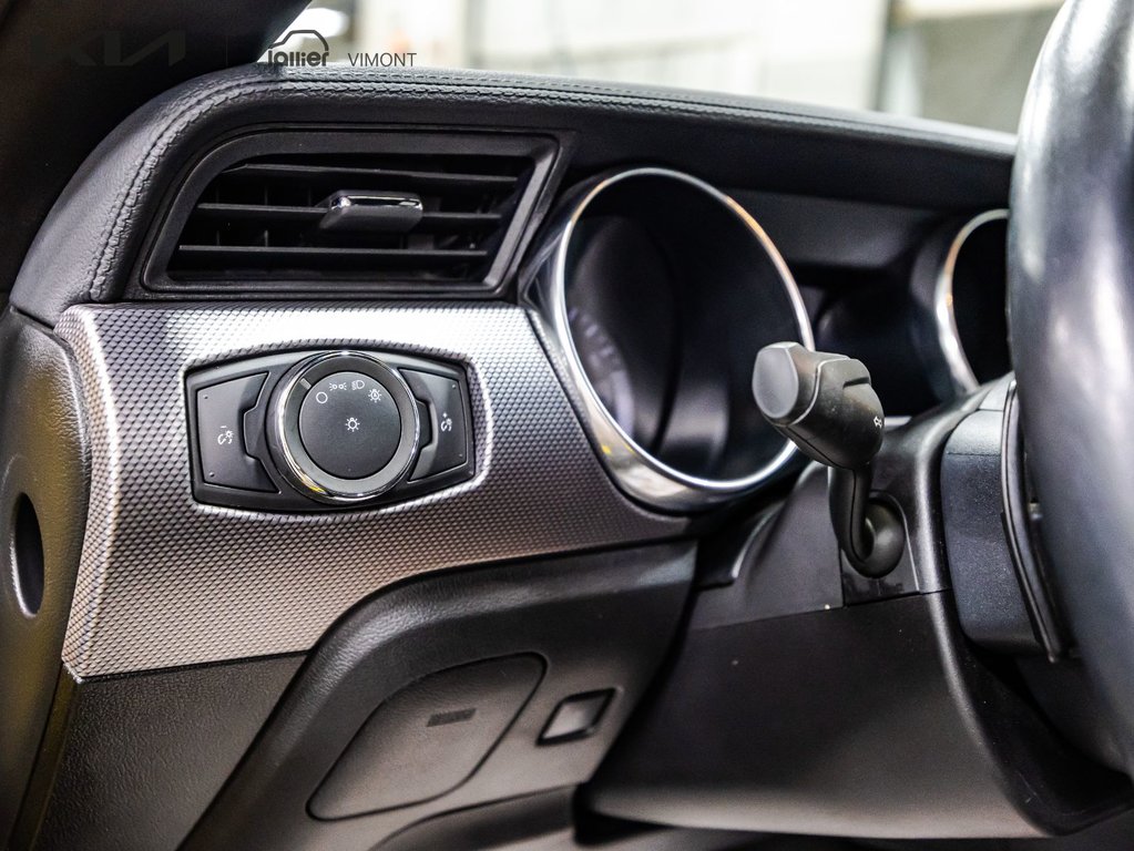 2018 Ford Mustang ECOBOOST in , Quebec - 18 - w1024h768px