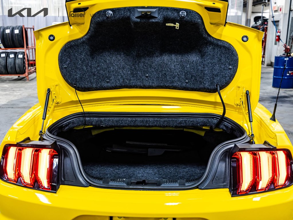 2018 Ford Mustang ECOBOOST in , Quebec - 12 - w1024h768px