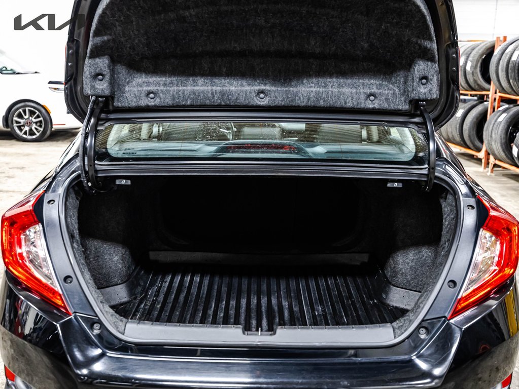 Honda Civic Sedan EX 2019 à , Québec - 25 - w1024h768px