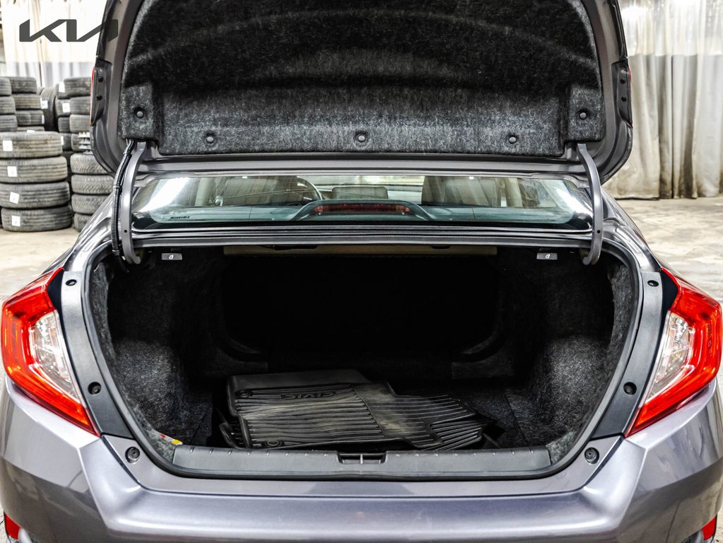 2019 Honda Civic Sedan EX in Montréal, Quebec - 25 - w1024h768px