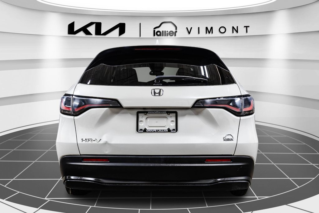 Honda HR-V LX 2023 à , Québec - 14 - w1024h768px
