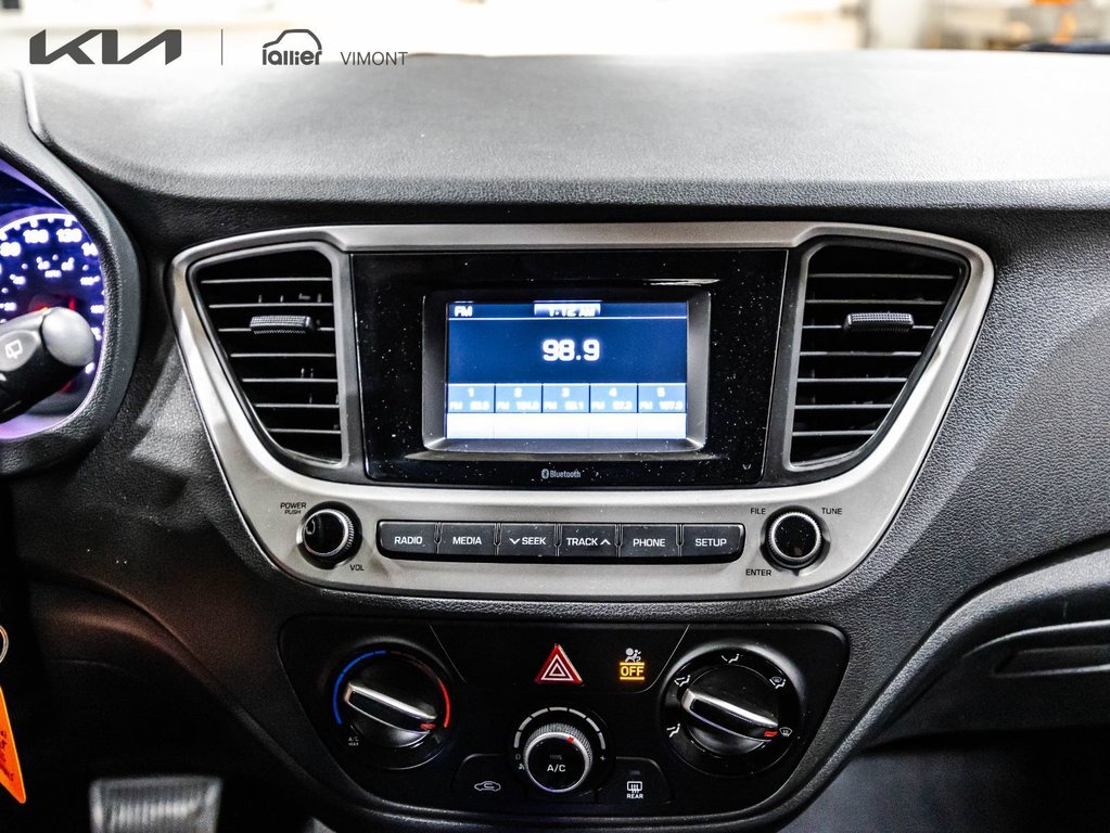 2019 Hyundai Accent Essential w/Comfort Package in , Quebec - 11 - w1024h768px