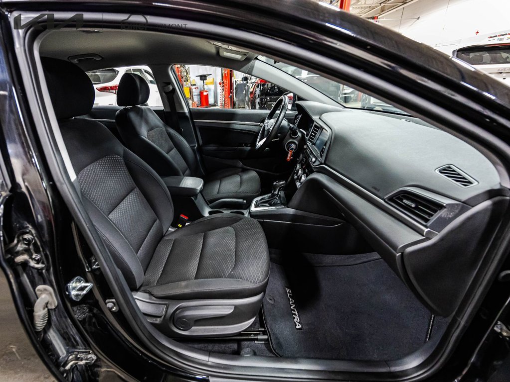 Hyundai Elantra Preferred 2019 à , Québec - 9 - w1024h768px