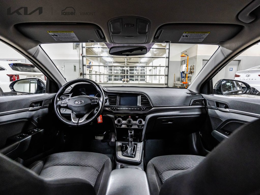 Hyundai Elantra Preferred 2019 à , Québec - 10 - w1024h768px