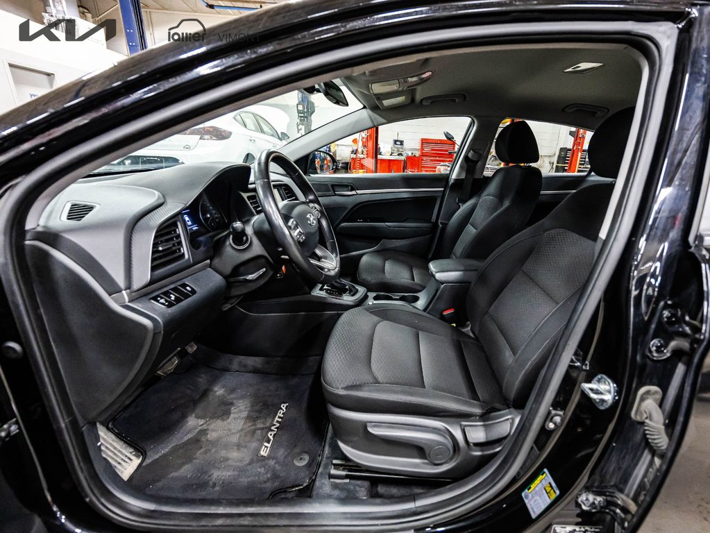 Hyundai Elantra Preferred 2019 à , Québec - 7 - w1024h768px