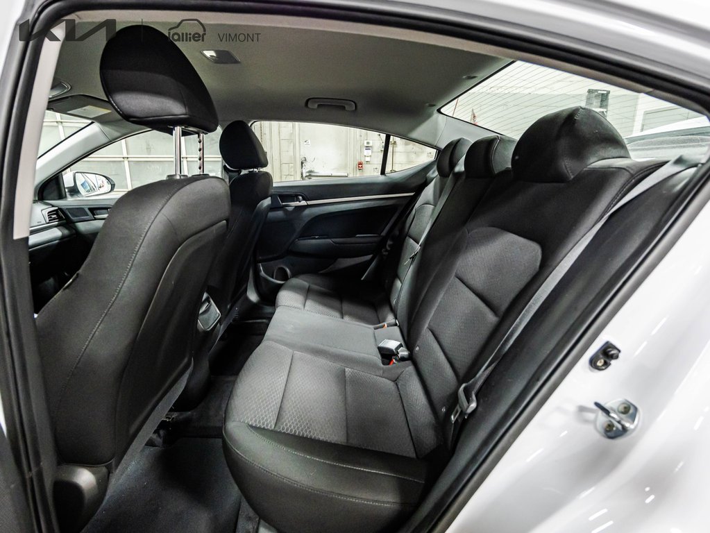 Hyundai Elantra Preferred 2020 à , Québec - 8 - w1024h768px