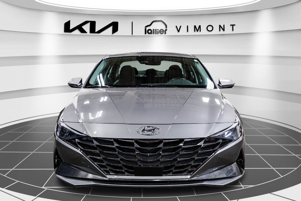 Hyundai Elantra Luxury 2023 à , Québec - 3 - w1024h768px