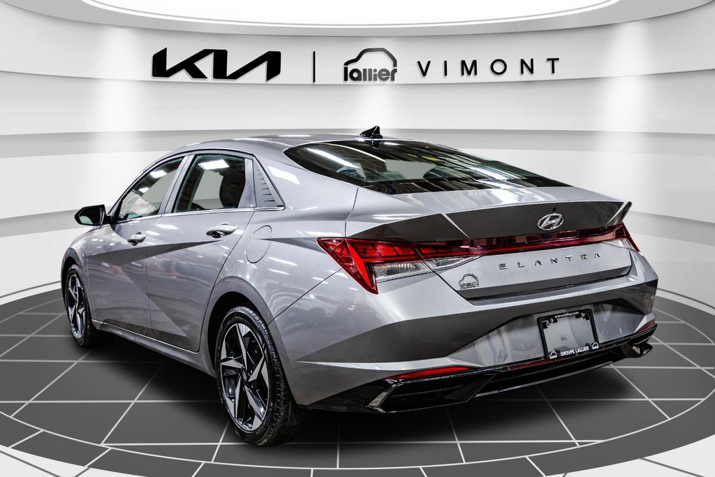 Hyundai Elantra Luxury 2023 à , Québec - 13 - w1024h768px