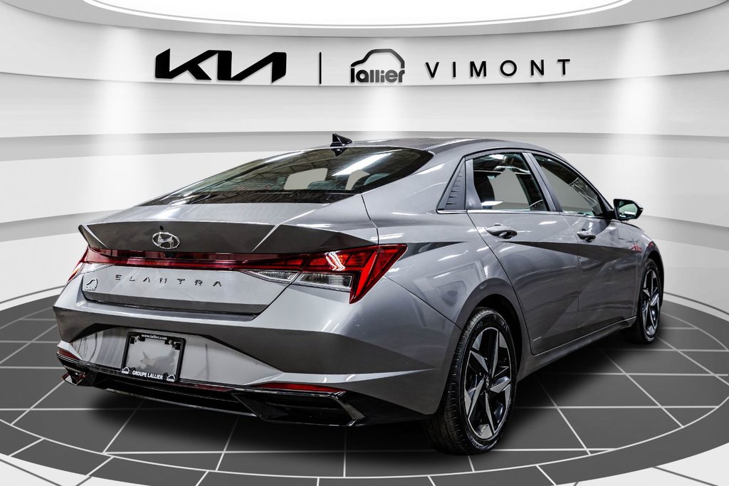 Hyundai Elantra Luxury 2023 à , Québec - 15 - w1024h768px