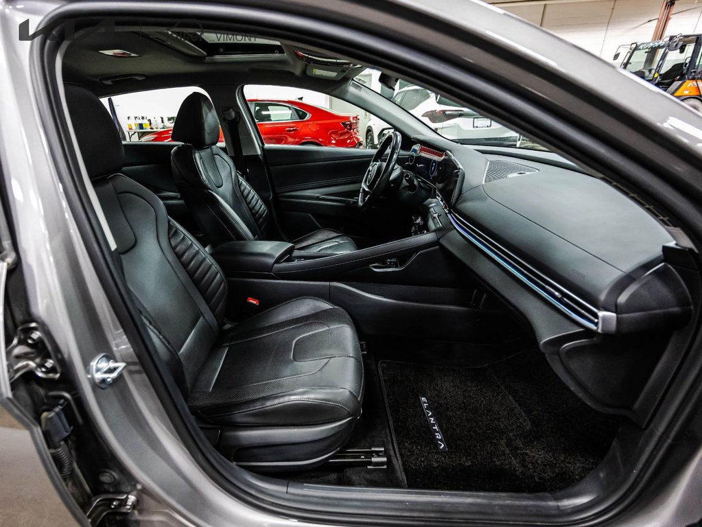 Hyundai Elantra Luxury 2023 à , Québec - 9 - w1024h768px