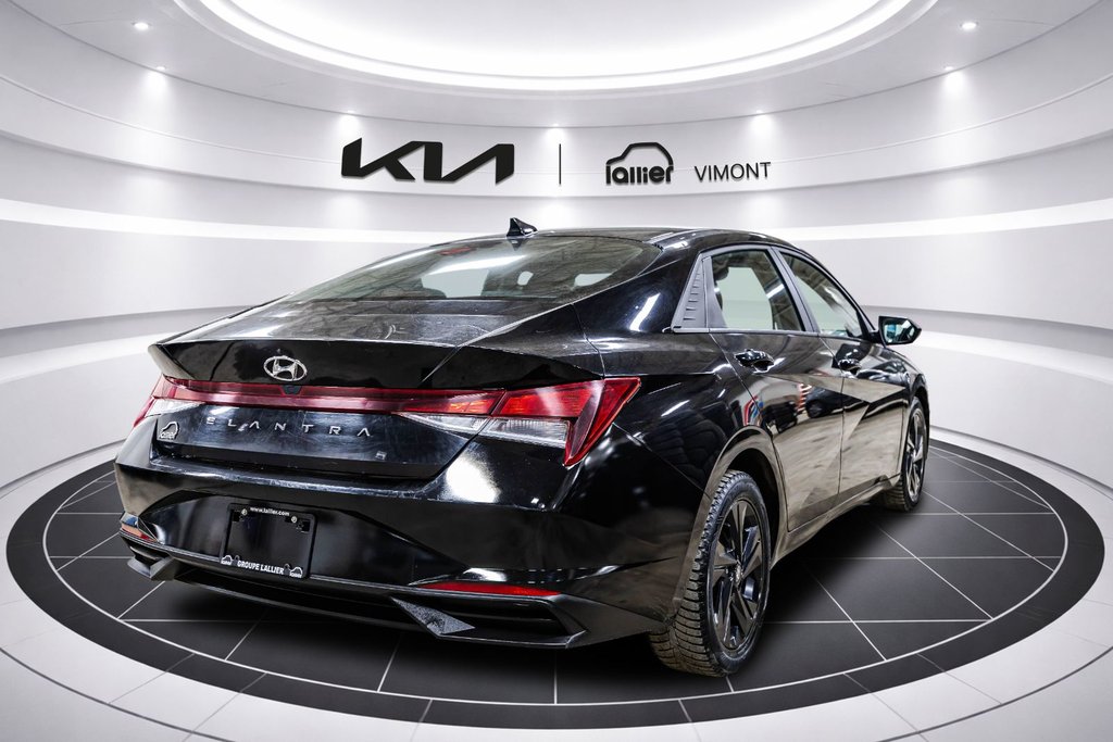 Hyundai Elantra Preferred 2023 à Montréal, Québec - 16 - w1024h768px