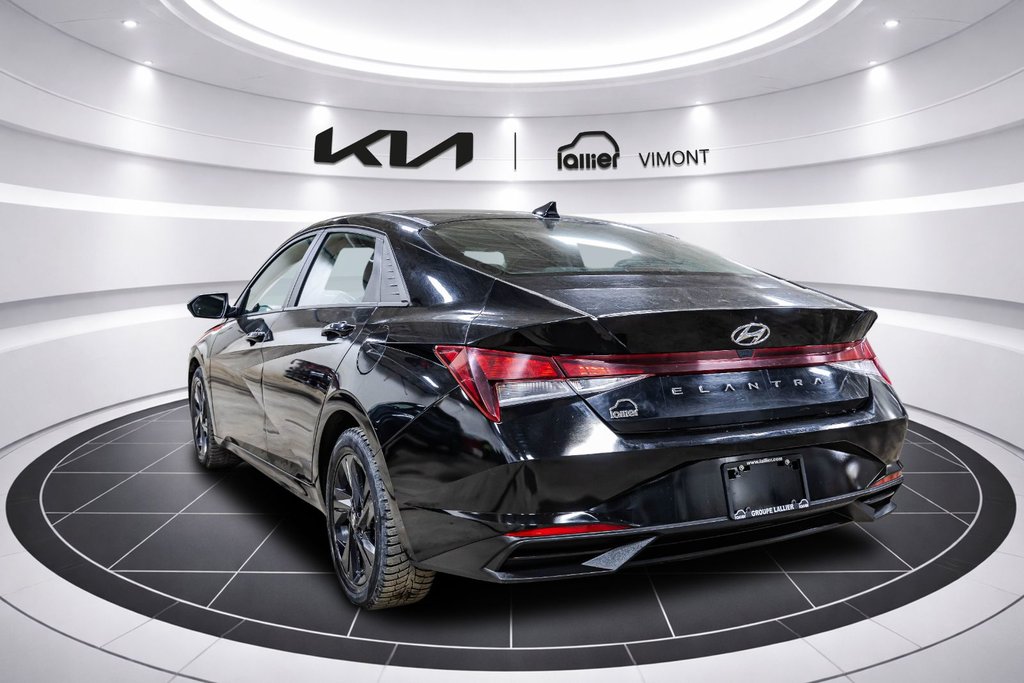 Hyundai Elantra Preferred 2023 à Montréal, Québec - 14 - w1024h768px