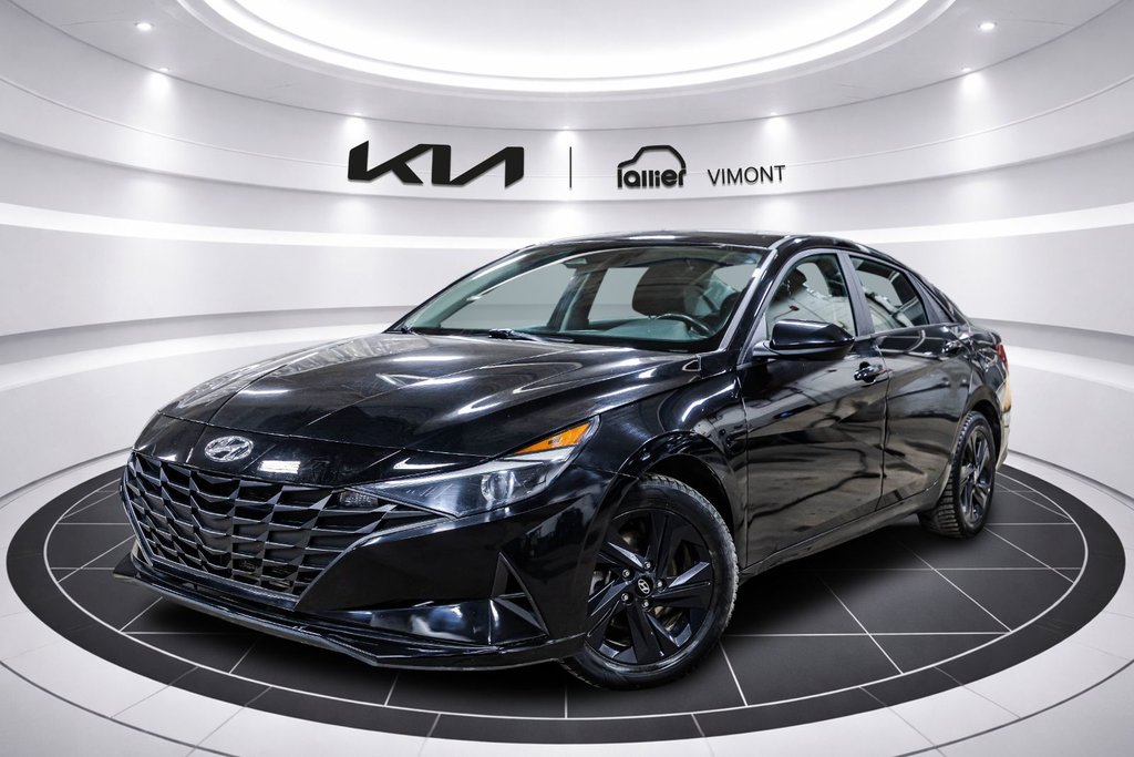 Hyundai Elantra Preferred 2023 à Montréal, Québec - 1 - w1024h768px