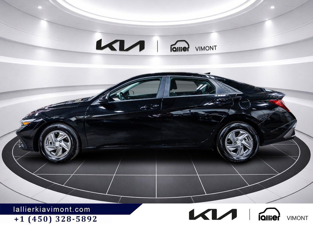 Hyundai Elantra Essential 2025 à Montréal, Québec - 6 - w1024h768px
