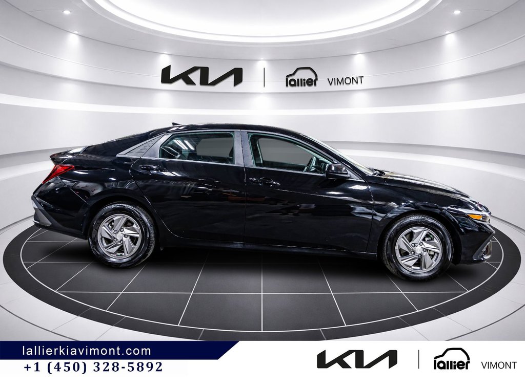 Hyundai Elantra Essential 2025 à Montréal, Québec - 16 - w1024h768px