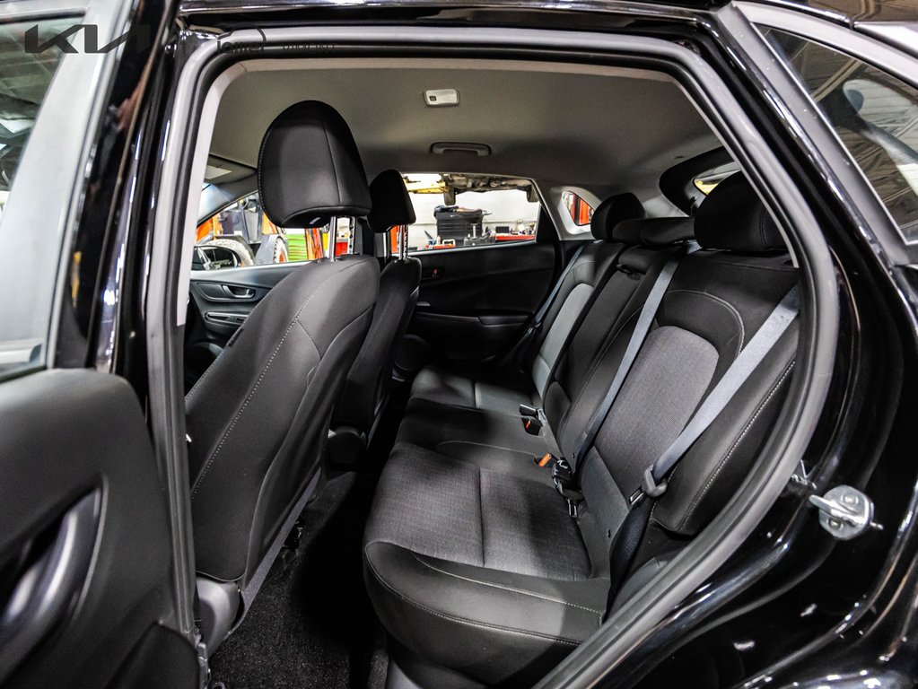 Hyundai Kona Essential 2022 à , Québec - 8 - w1024h768px