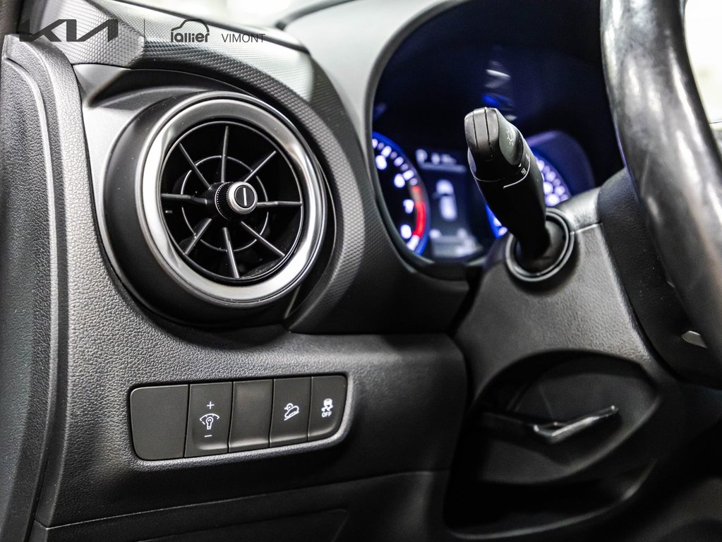 Hyundai Kona Preferred 2023 à , Québec - 22 - w1024h768px