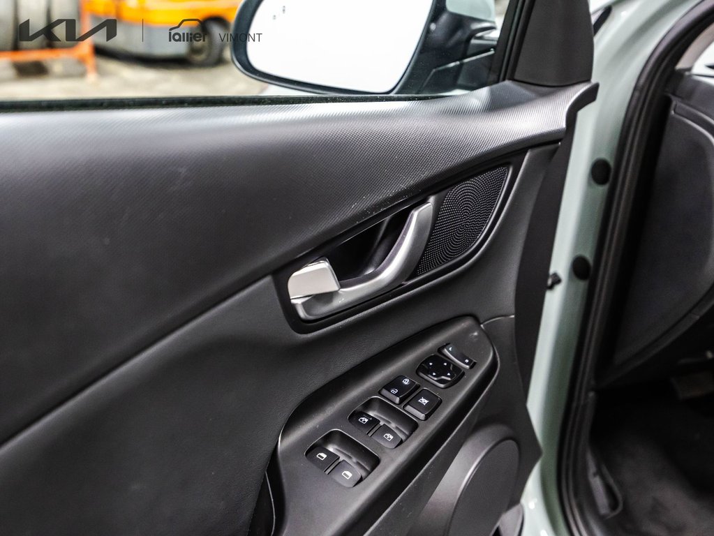 Hyundai Kona Preferred 2023 à , Québec - 12 - w1024h768px