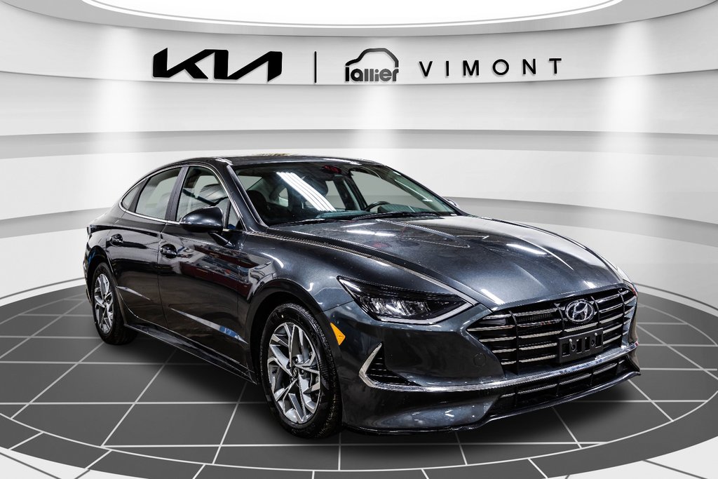 Hyundai Sonata Preferred 2023 à , Québec - 17 - w1024h768px