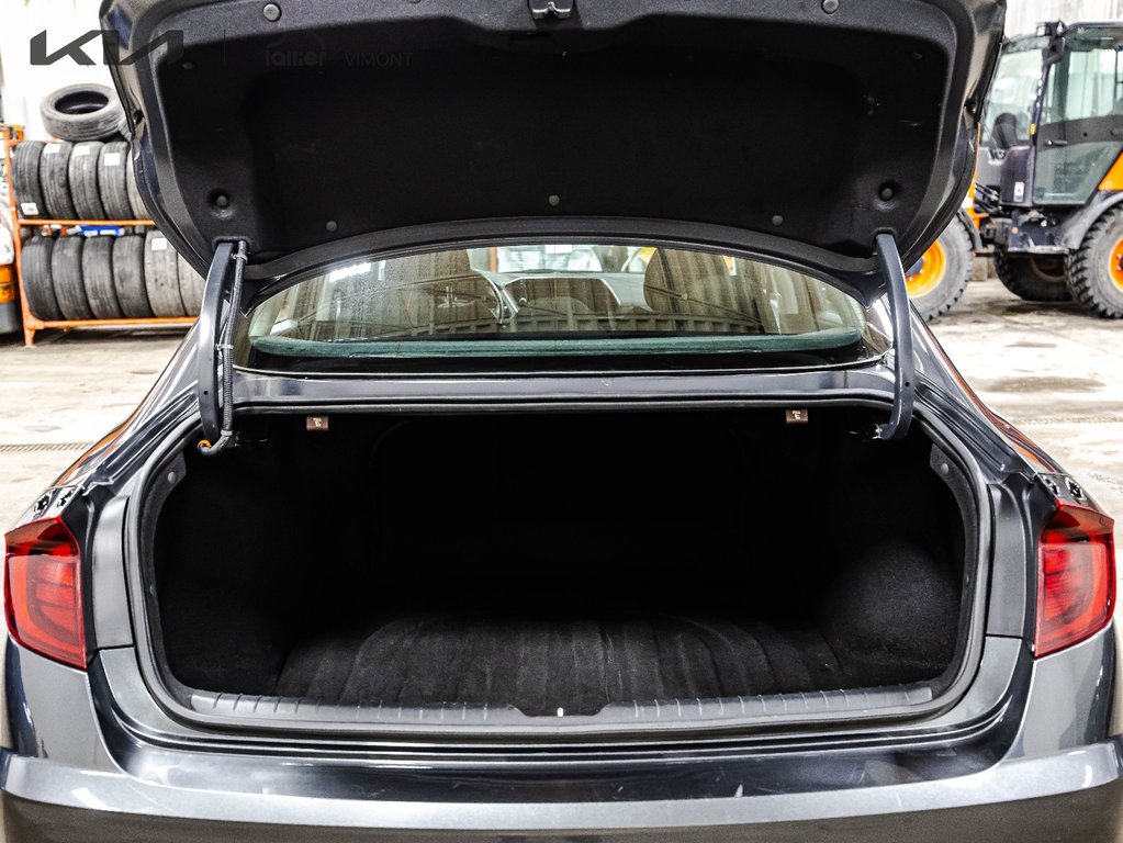 Hyundai Sonata Preferred 2023 à , Québec - 23 - w1024h768px