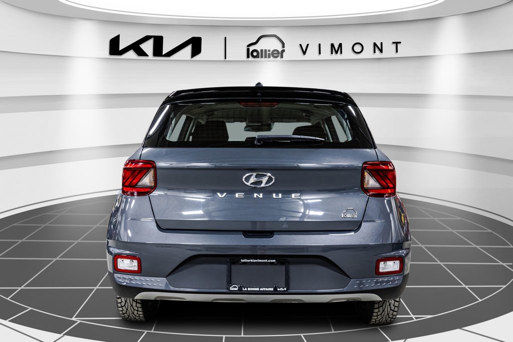 Hyundai Venue Essential 2024 à , Québec - 14 - w1024h768px