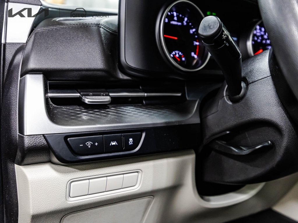 2022 Kia Carnival LX in , Quebec - 24 - w1024h768px