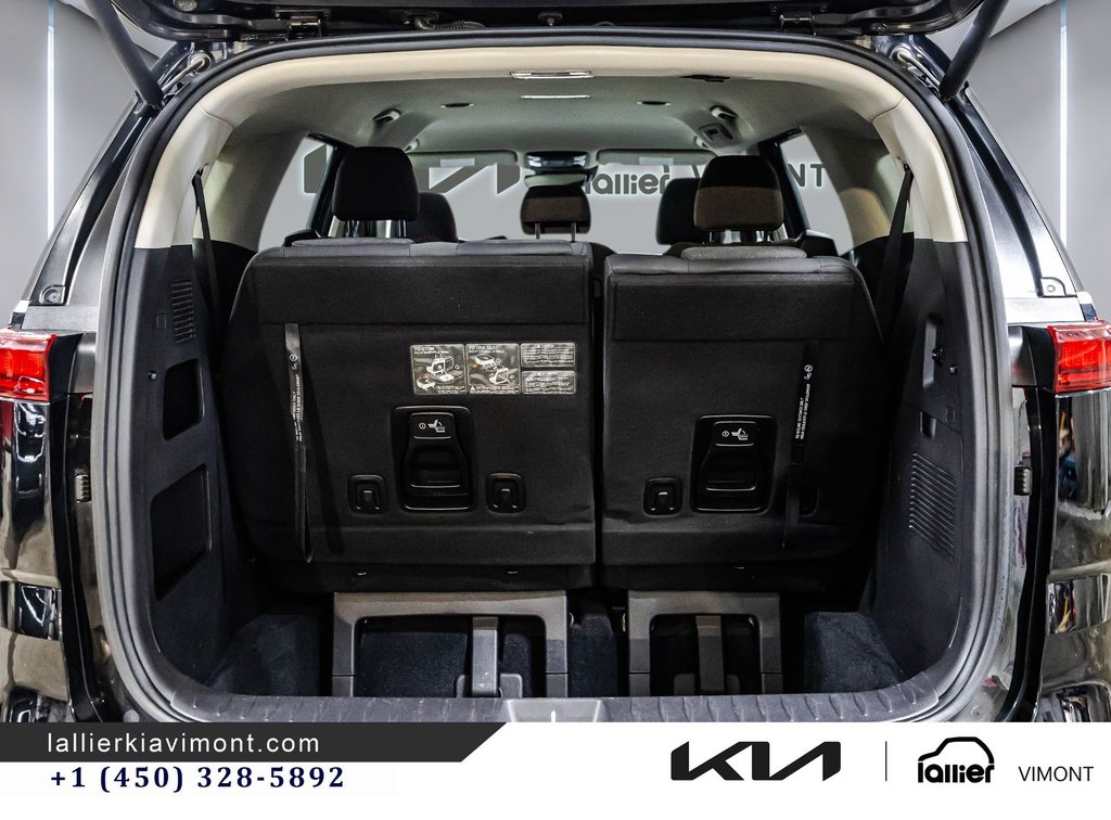 2022 Kia Carnival LX+ in Montréal, Quebec - 25 - w1024h768px