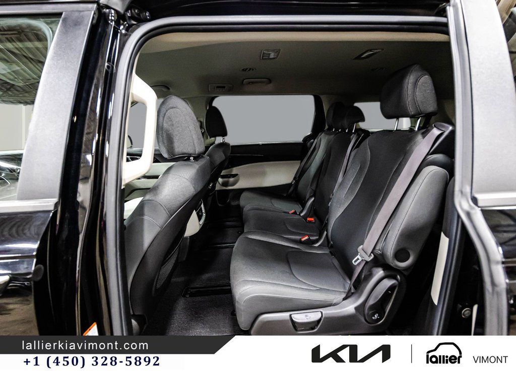 2022 Kia Carnival LX+ in Montréal, Quebec - 10 - w1024h768px