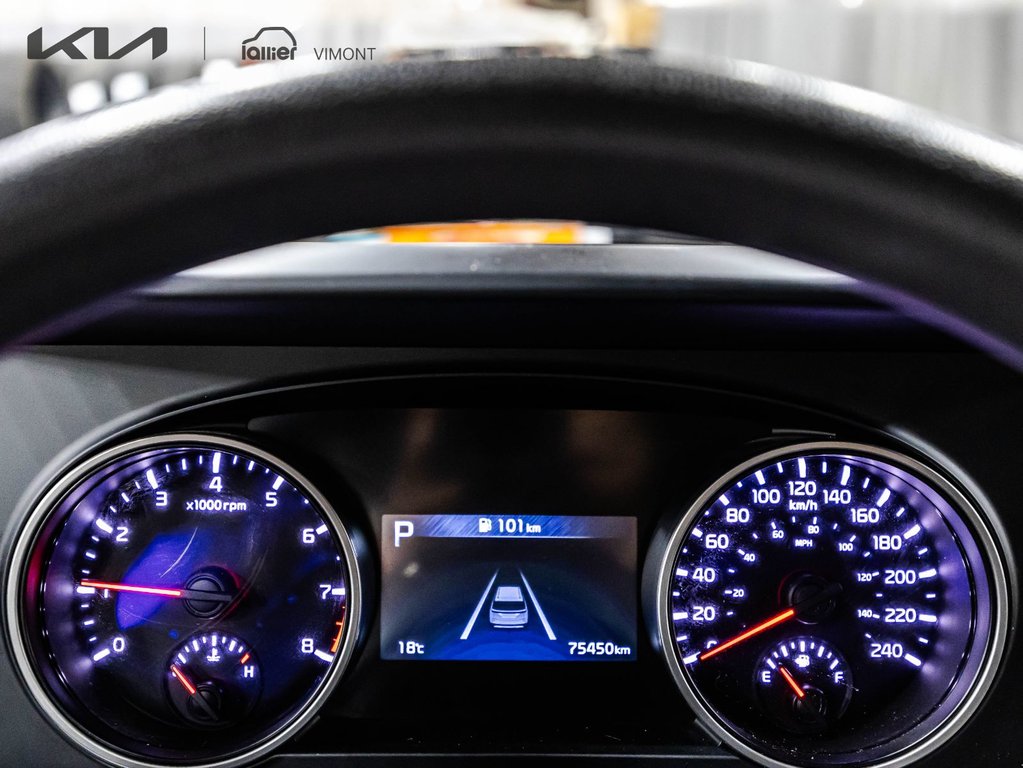 Kia Carnival LX 2023 à , Québec - 8 - w1024h768px