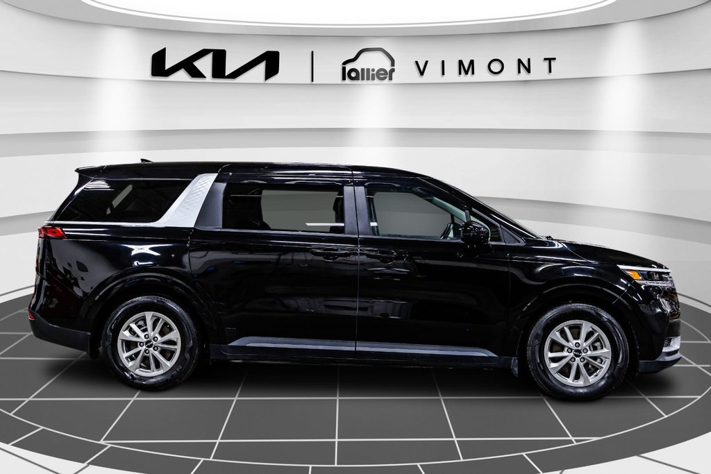 Kia Carnival LX 2023 à , Québec - 18 - w1024h768px