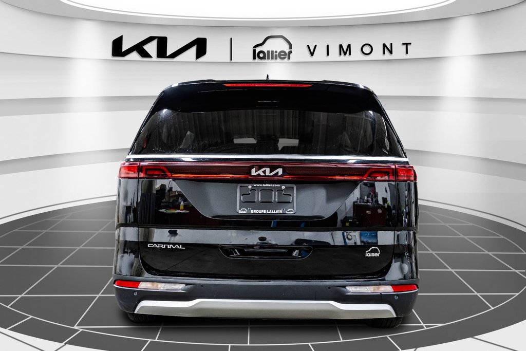 Kia Carnival LX 2023 à , Québec - 16 - w1024h768px