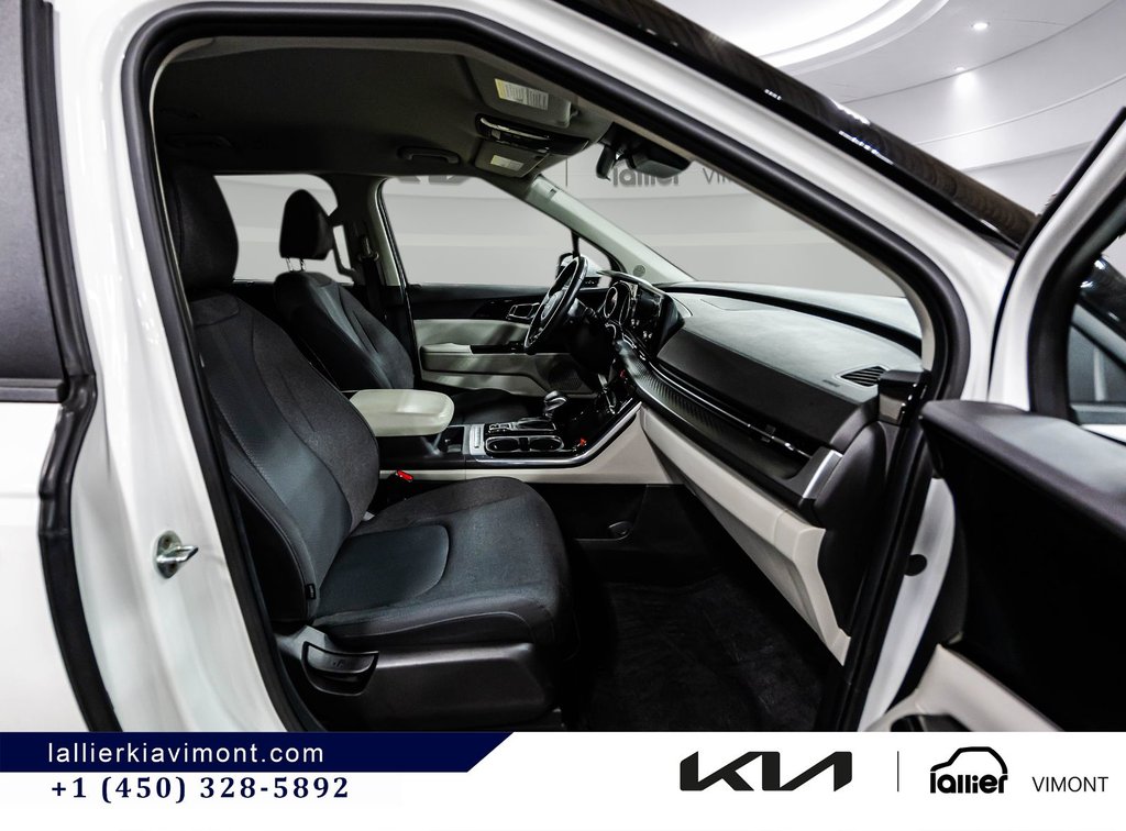 Kia Carnival LX+ 2023 à Montréal, Québec - 12 - w1024h768px