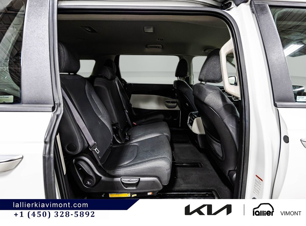 Kia Carnival LX+ 2023 à Montréal, Québec - 11 - w1024h768px