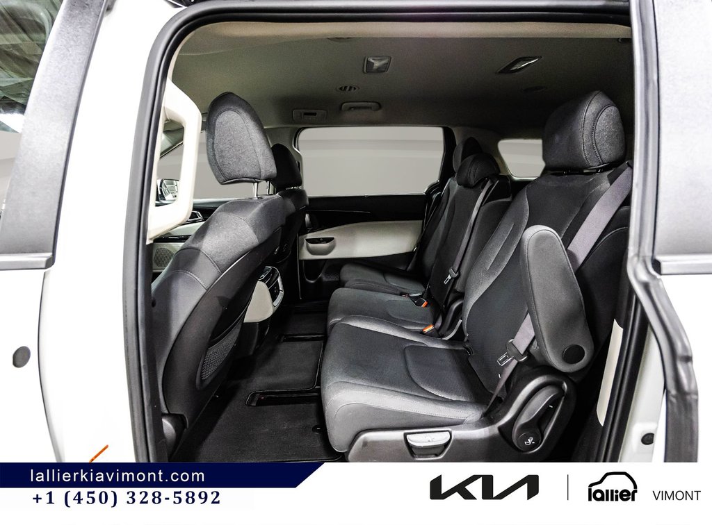 Kia Carnival LX+ 2023 à Montréal, Québec - 10 - w1024h768px