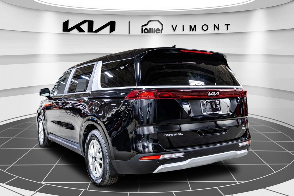 Kia Carnival LX 2023 à , Québec - 14 - w1024h768px