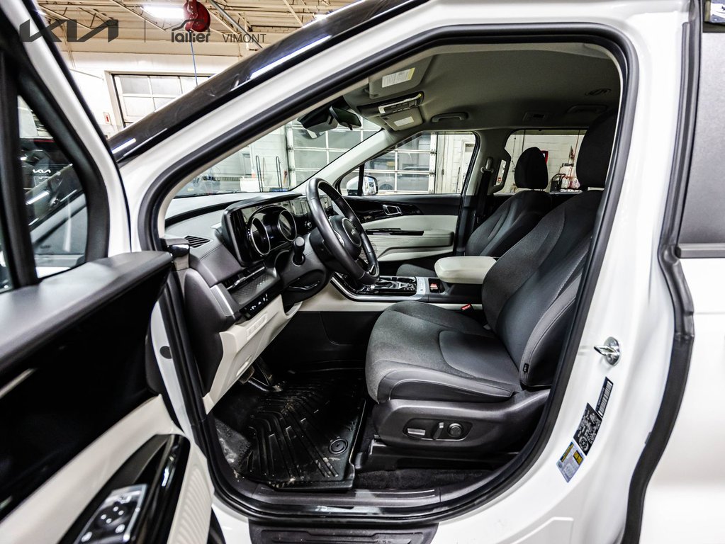 Kia Carnival LX+ 2024 à Montréal, Québec - 9 - w1024h768px