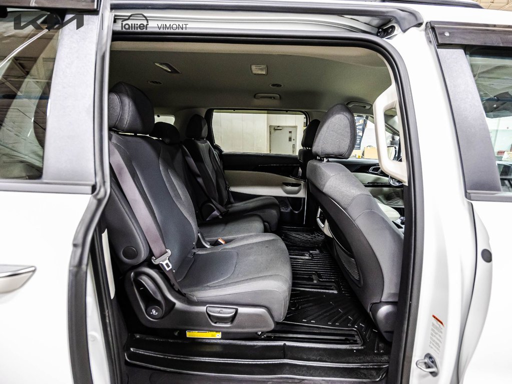 Kia Carnival LX+ 2024 à Montréal, Québec - 11 - w1024h768px