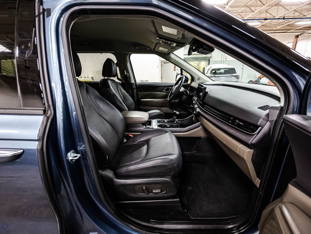Kia Carnival EX 2025 à , Québec - 12 - w1024h768px