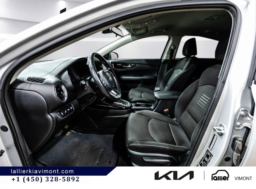 2019 Kia Forte EX in Montréal, Quebec - 9 - w1024h768px