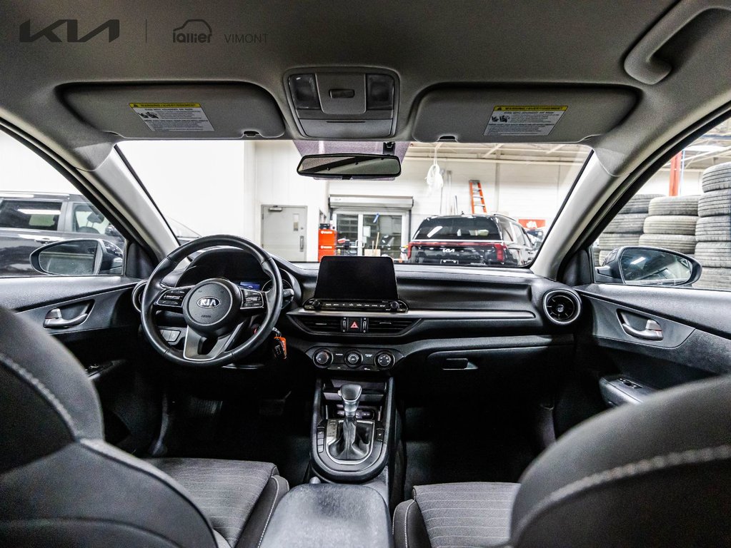 2020 Kia Forte LX in Montréal, Quebec - 12 - w1024h768px