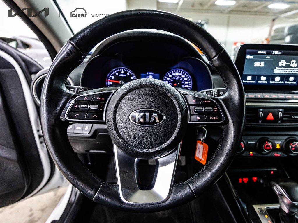 2021 Kia Forte EX in Montréal, Quebec - 21 - w1024h768px